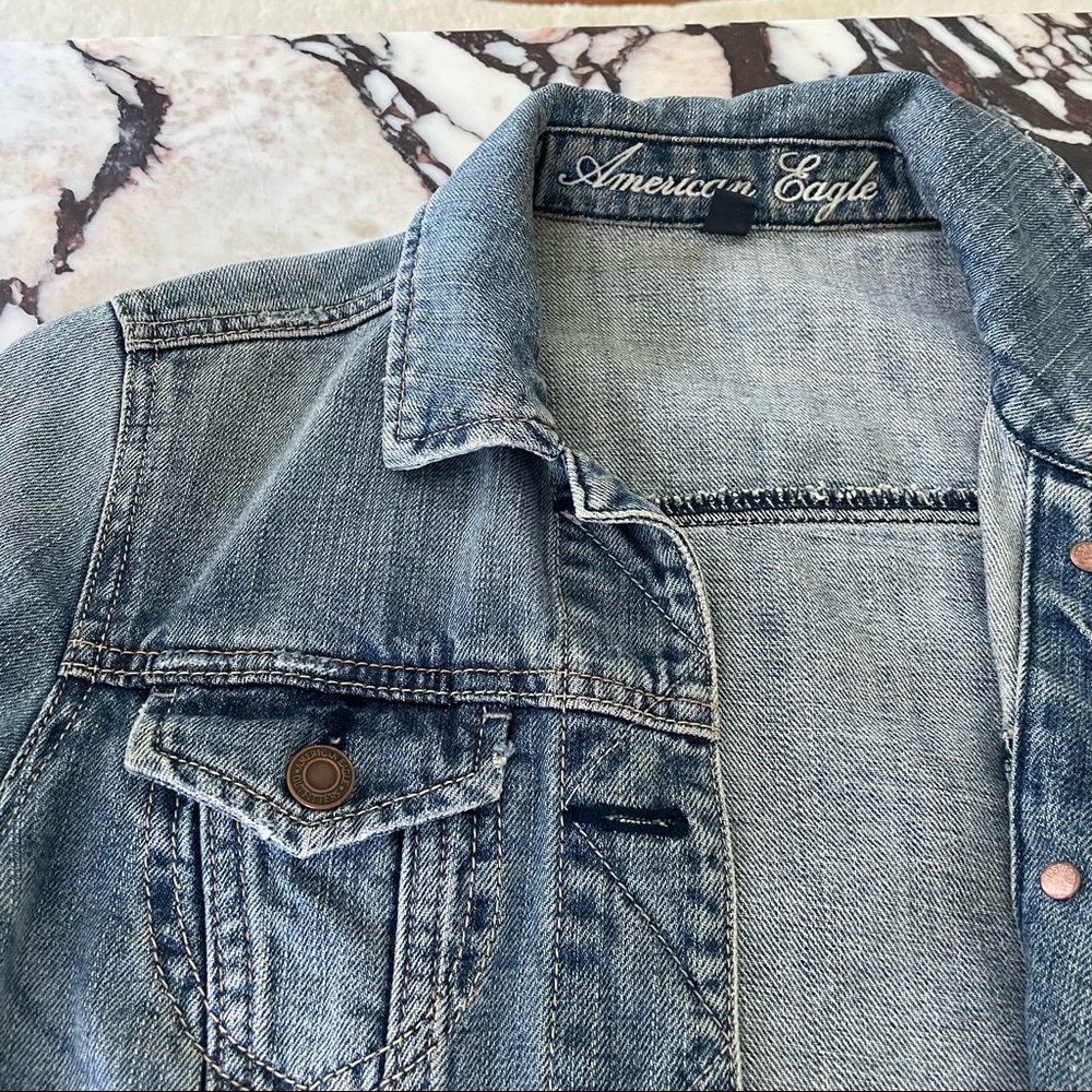 American Eagle Small Denim Jean Jacket - Picture 9 of 11